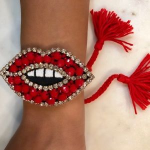 RED Lips Bracelet - Individual Bracelet beaded hand made bracelet red